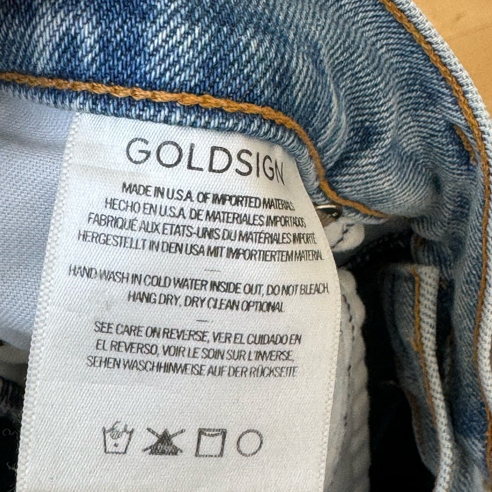 Golding - Picture 8 of 10